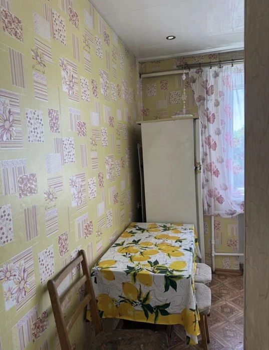 Продаж 2- х квмнатна  квартира  на Правому березі