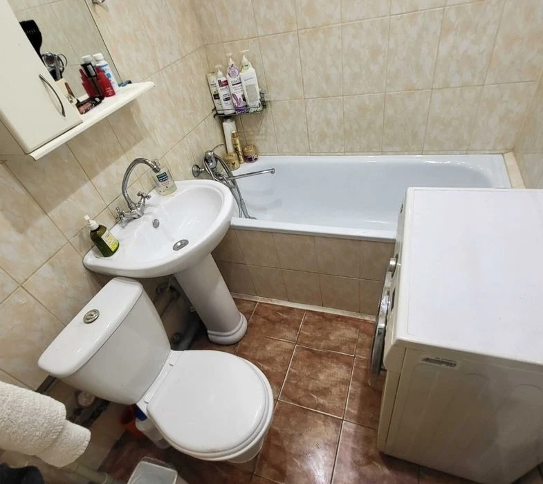 Продаж 1-но к.кв. вул. Запорізька, буд.13, 8/9 поверх.
