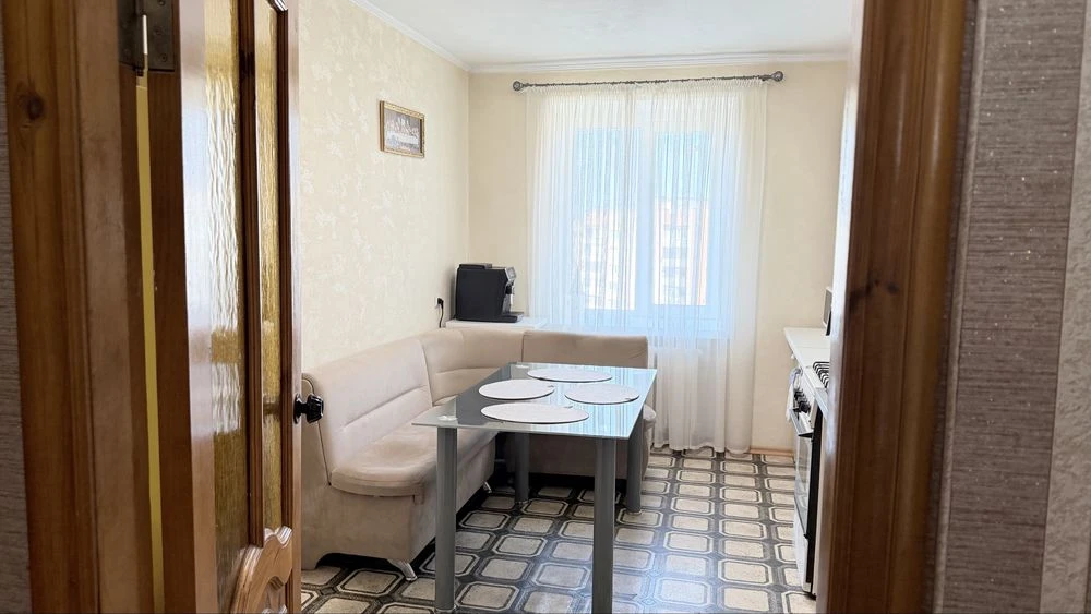 Продам квартиру біля Порт Сіті