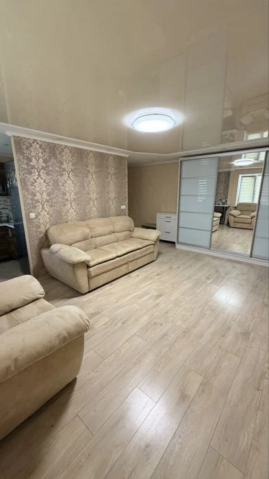 3-кімнатна квартира 52,8 м², Шкільний, навпроти «ВІП Хатинка