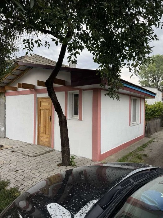 Терміново Продається квартира на земельній ділянці