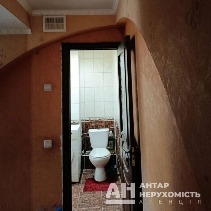 Продається великогабаритна 3-к квартира в Кропивницькому, р-