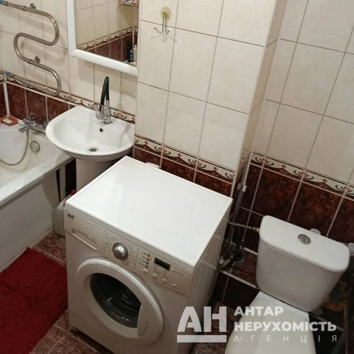 Продається великогабаритна 3-к квартира в Кропивницькому, р-