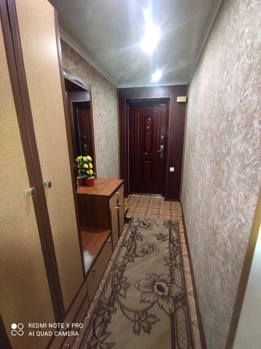 Продам простору 3-х кімнатну квартиру