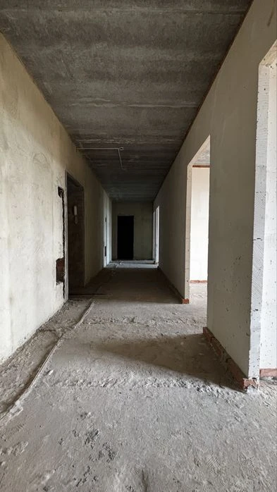 3 кімнатна квартира 118 м2 в ЖК Ковалівський під ремонт