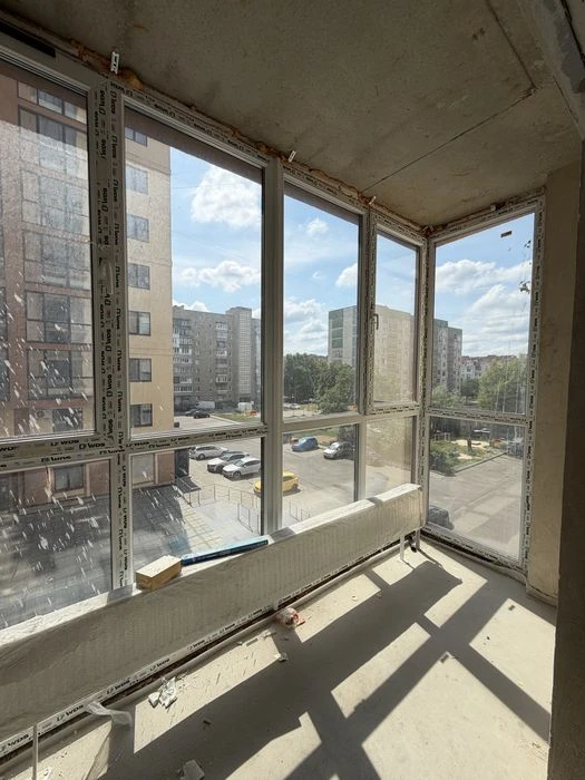 Продаж 1к новобудови Соборності район 33