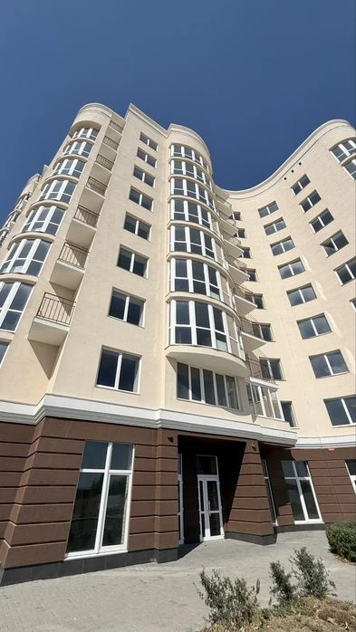 Продаж  2-кімнатна квартира ЖК Рів’єра 72 м², новий зданий б
