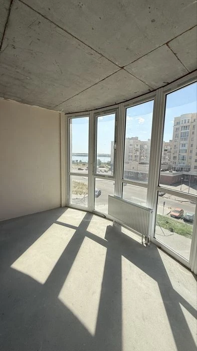 Продаж 1-кімнатної квартири 38 м² у ЖК «Рів’єра» з видом на
