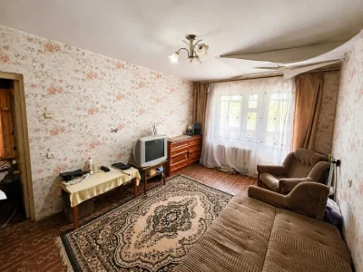 Продаж 2к квартири 52 кв. м на вул. Генерала Свиридова 40/1