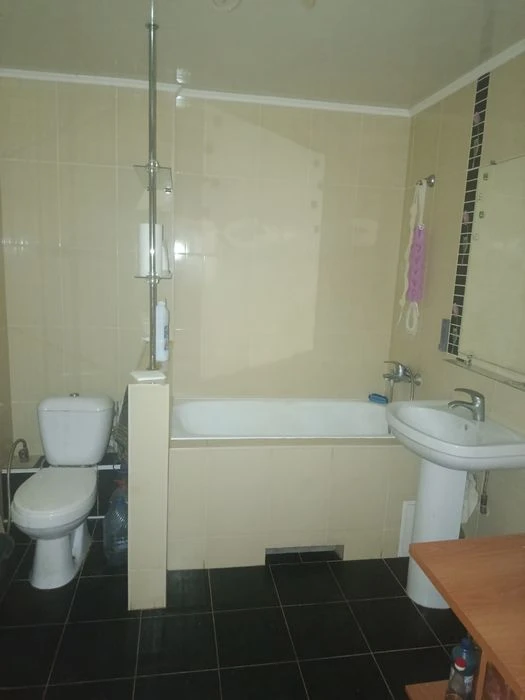 Продаю 3к/кв- студия пр.Мира 14/15 79/46/11  43000$