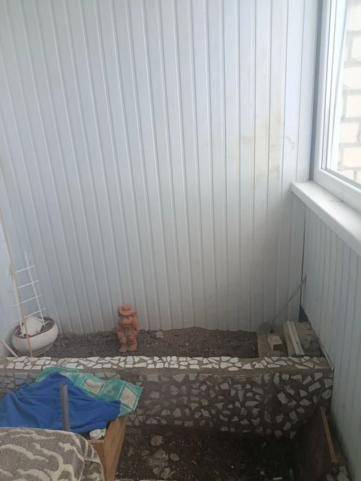 Продаю 3к/кв- студия пр.Мира 14/15 79/46/11  43000$