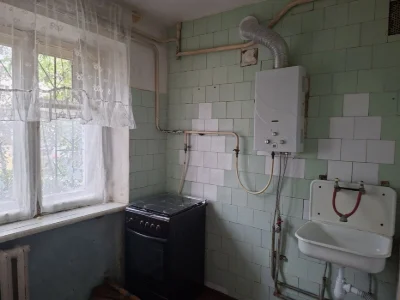 Продаю 2к/к в Лісках,зупинка Океан, 1/5к,46/30/6.5