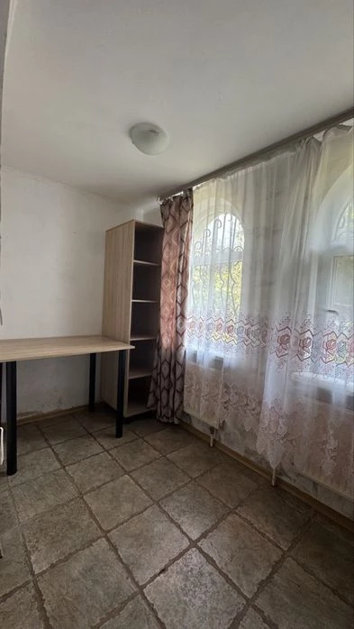 4-кімнатна квартира на проспекті Волі | 1 поверх.Окремий вхі