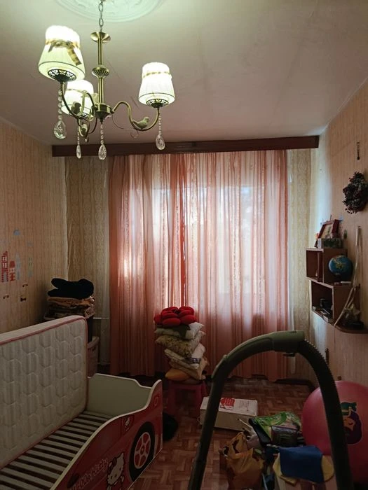 Продаю 3к/кв пр.Центральный ( Ценр.рынок),4/5,65/44/7 ,37000