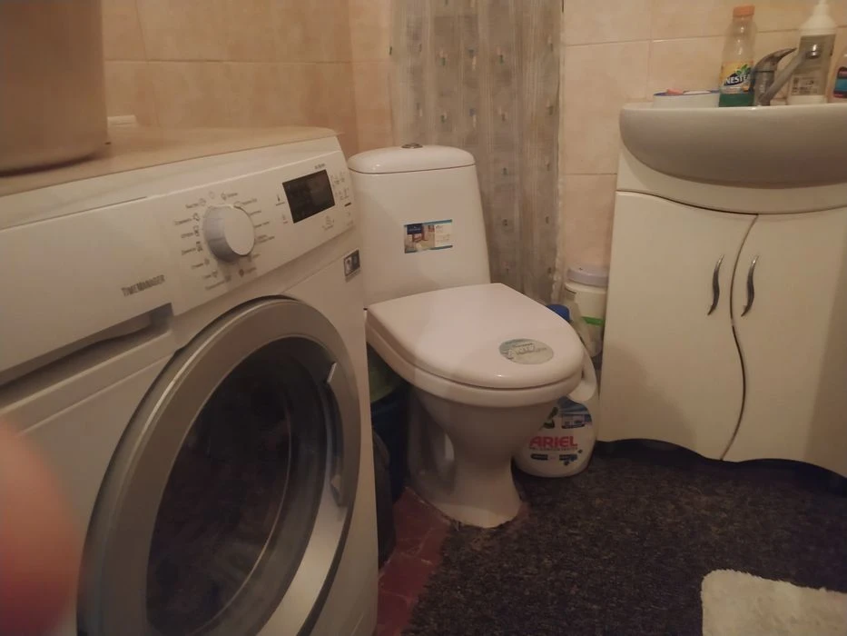 Продаю 2к Центр ул. Защука