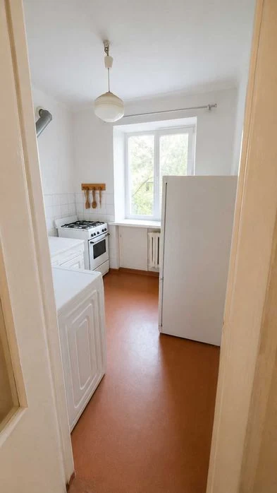 Продаж 1 кімнатної квартири 33 м2. Цегла. 2/5 пов Фурманова