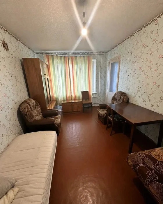 Продаж 3 кім квартири Розд. кімнати. Житловий стан. Левада №