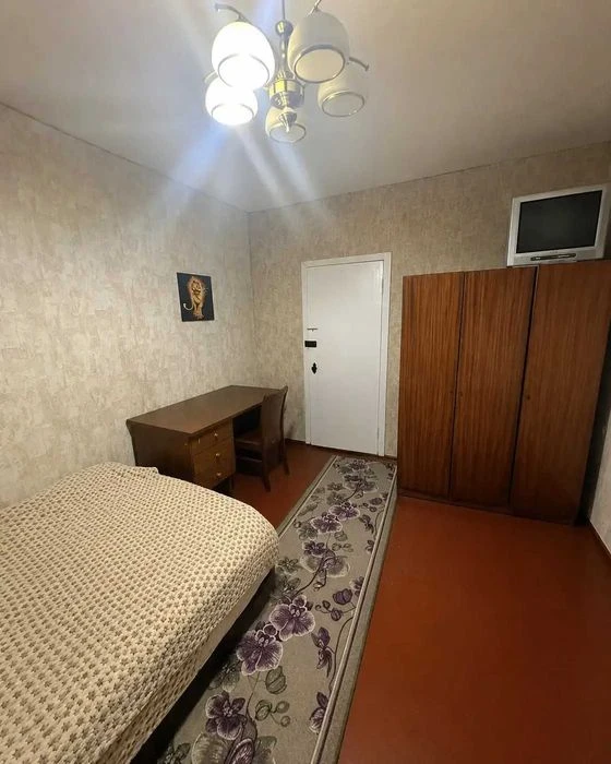 Продаж 3 кім квартири Розд. кімнати. Житловий стан. Левада №
