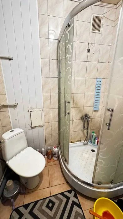 Однокімнатна квартира на Алмазному