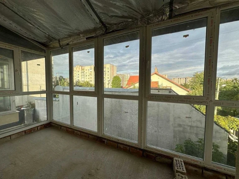 2-room apartment for sale on Mazepy Street