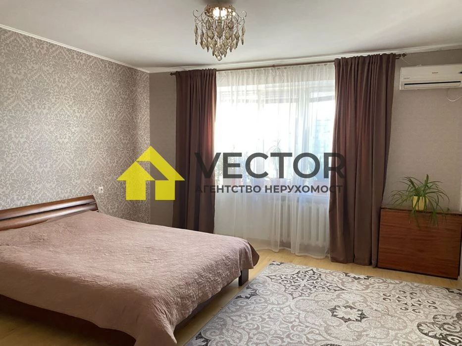 Продаж 2 кім квартири. Р-н Левада. Автономне опалення.