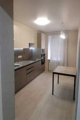 Продаж 3 кімнатної квартири Алмазний. 4/9 Покращене плануван