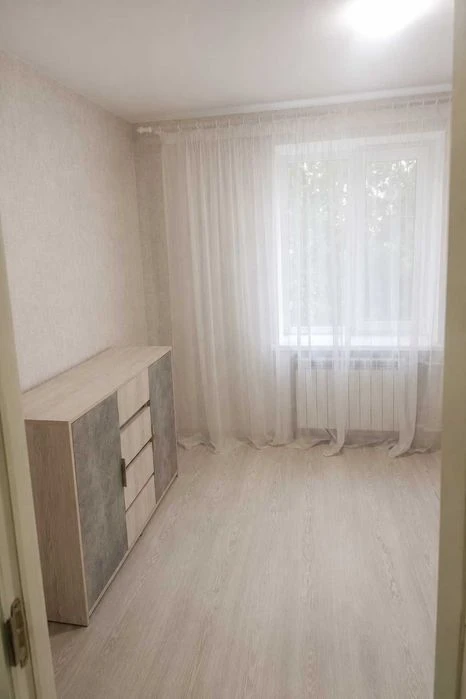 Продаж 3 кімнатної квартири Алмазний. 4/9 Покращене плануван