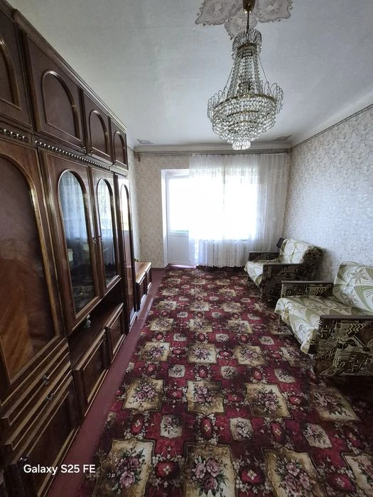 Продаж двокімнатної квартири на провулку Кустарному