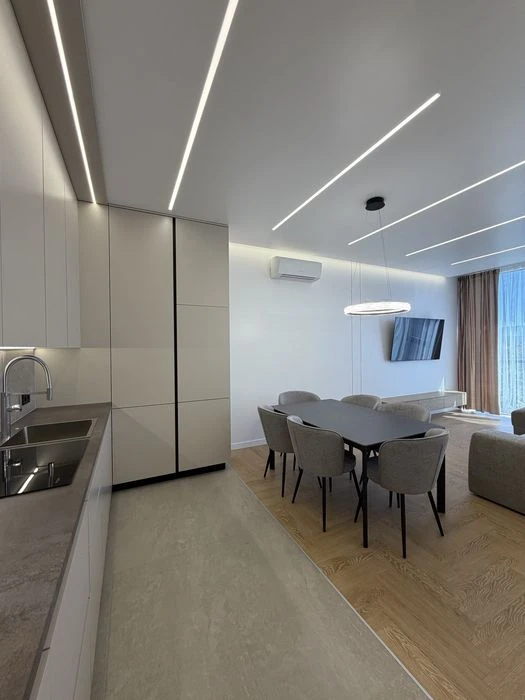 Продаж 2-х кімнатної Uzh Towers.