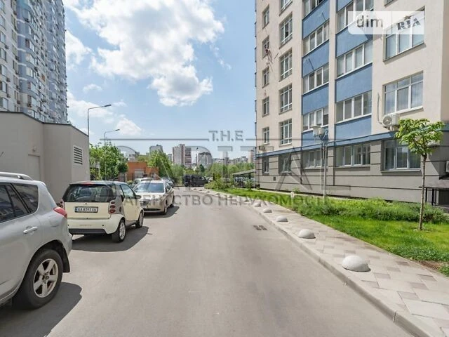 Продаж 3к квартири 74 кв. м на вул. Олени Пчілки 7 • ID 3471
