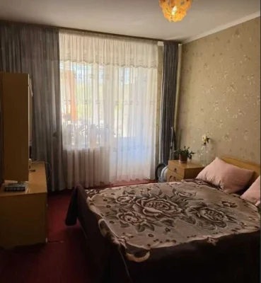 3-к квартира 67.3 кв.м, вул. Тараскова, цегляний будинок.