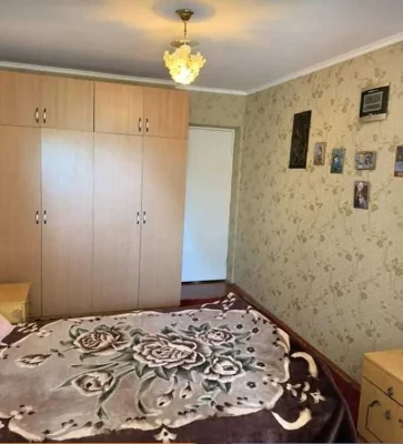 3-к квартира 67.3 кв.м, вул. Тараскова, цегляний будинок.