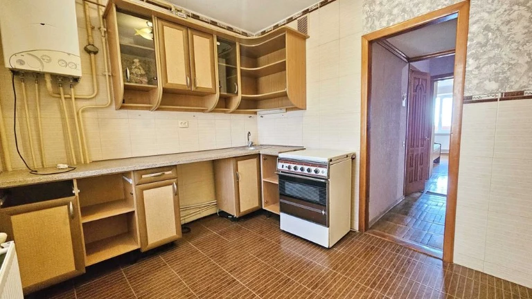 КЛАСНА 2 кім.кв з АВТОНОМКОЮ та з видом на ДНІПРО