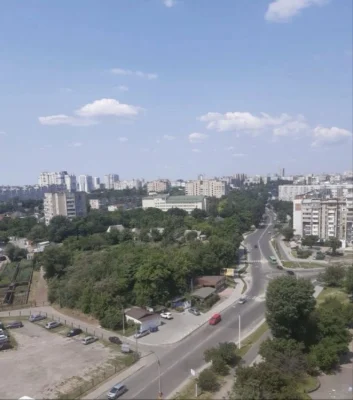 2-а кв-ра на Митниці. 76м2 по 800м2- чудова пропозиція.