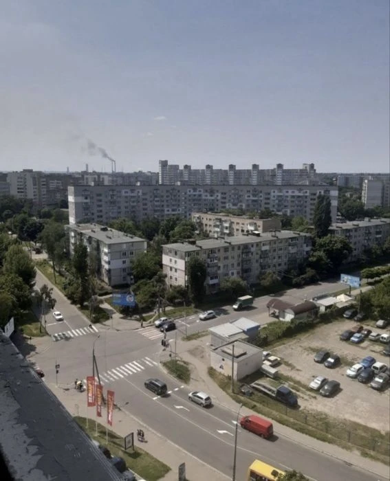 2-а кв-ра на Митниці. 76м2 по 800м2- чудова пропозиція.