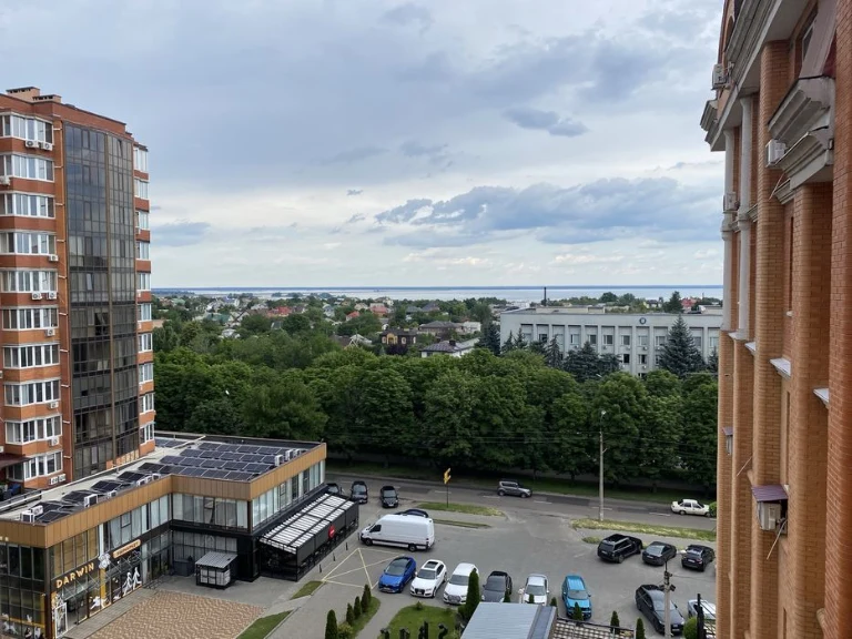 Продам 2-кв. бул. Шевченка 150
