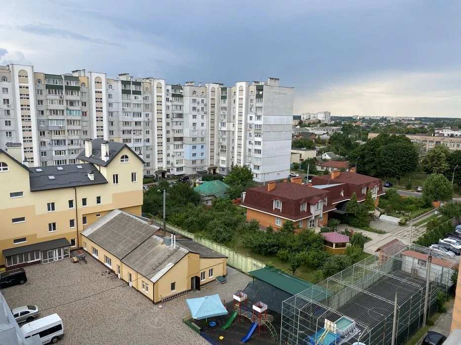 Продам 2-кв. бул. Шевченка 150