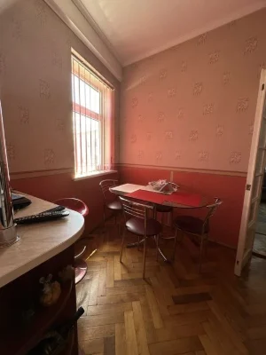 Продаж 3 кімнатна квартира в центрі