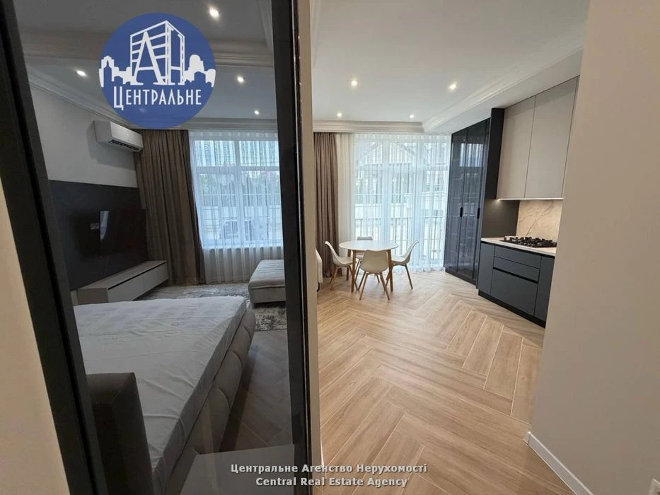 Продаж квартири з дизайнерським ремонтом