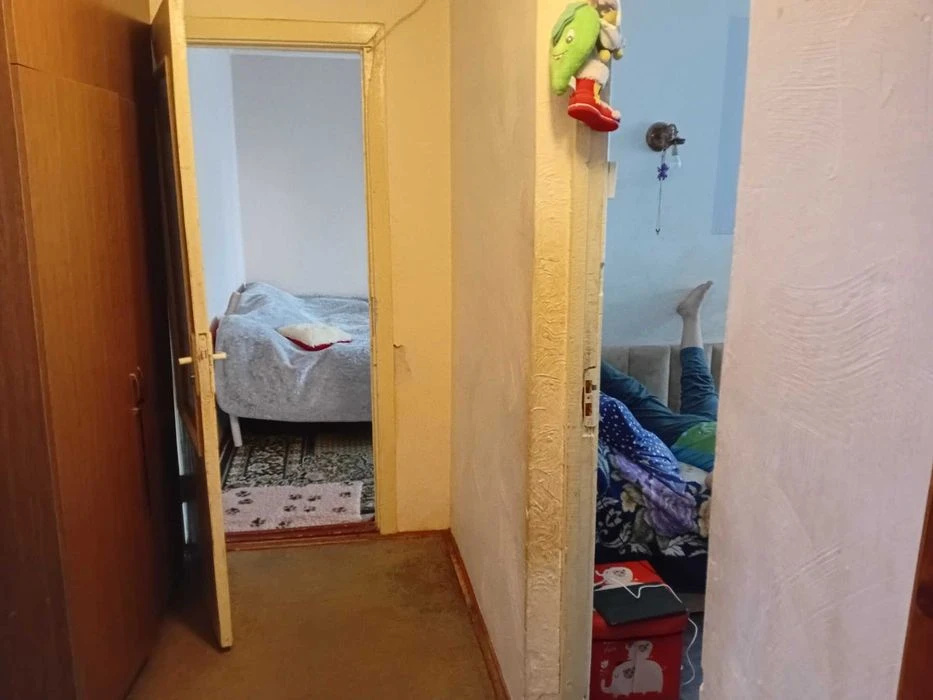 Продам окрему частину квартири на Скальда 40 м.кв.