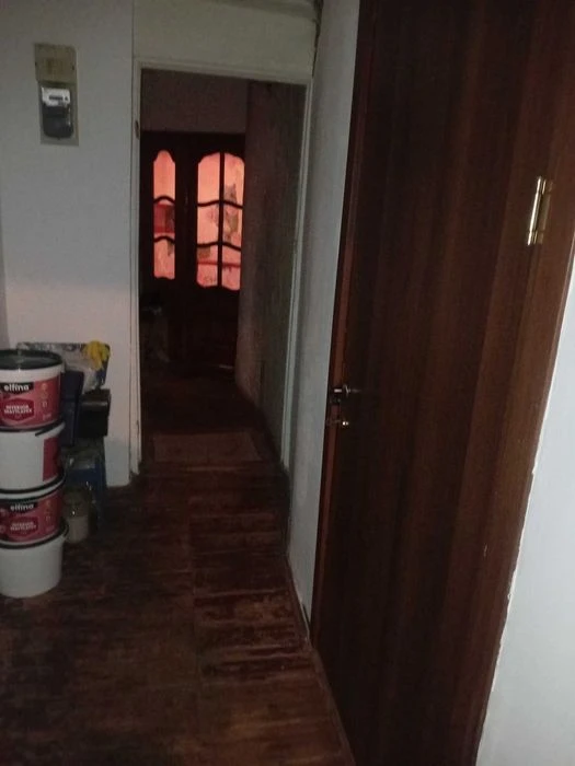 Продам окрему частину квартири на Скальда 40 м.кв.