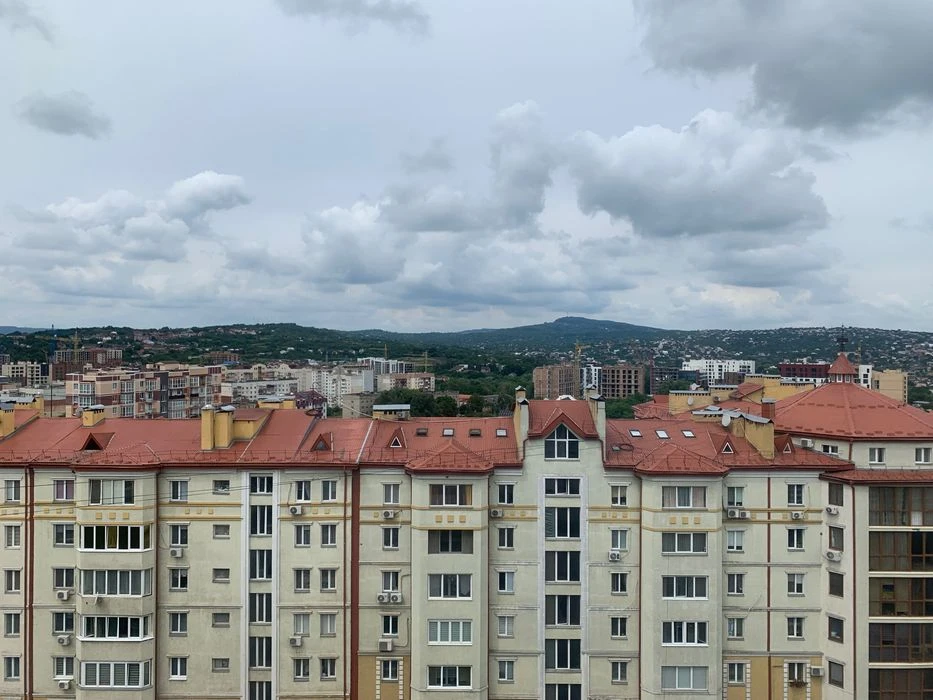 Продається двокімнатна квартира в ЖК Київміськбуд на Героїв
