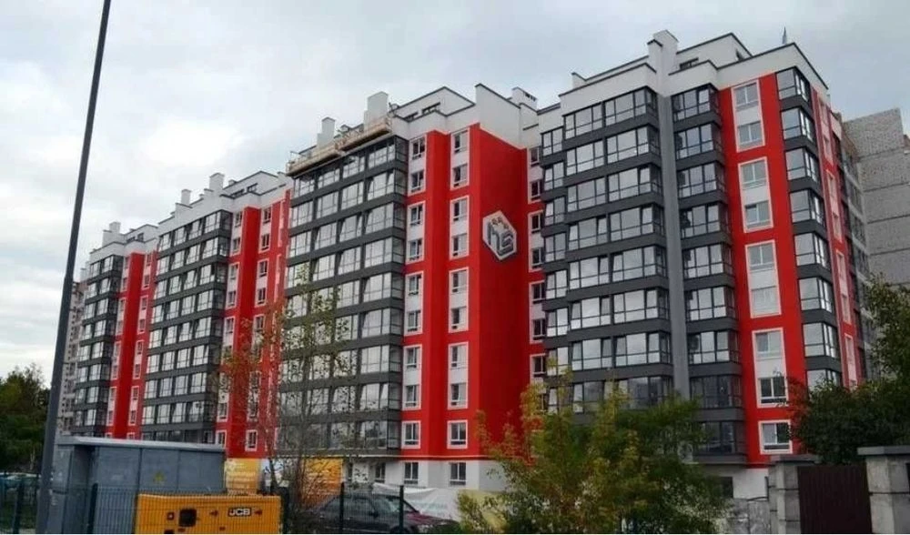продам комору жк хмельницький парк