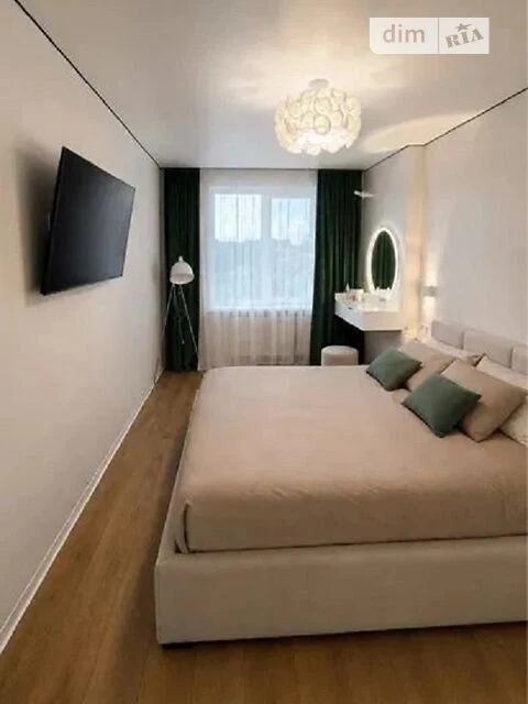Sale of 3-room apartment 80 sq. m. on Lysohirskyi 20 • ID 34