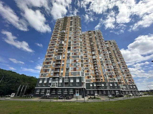 Sale of 3-room apartment 80 sq. m. on Lysohirskyi 20 • ID 34