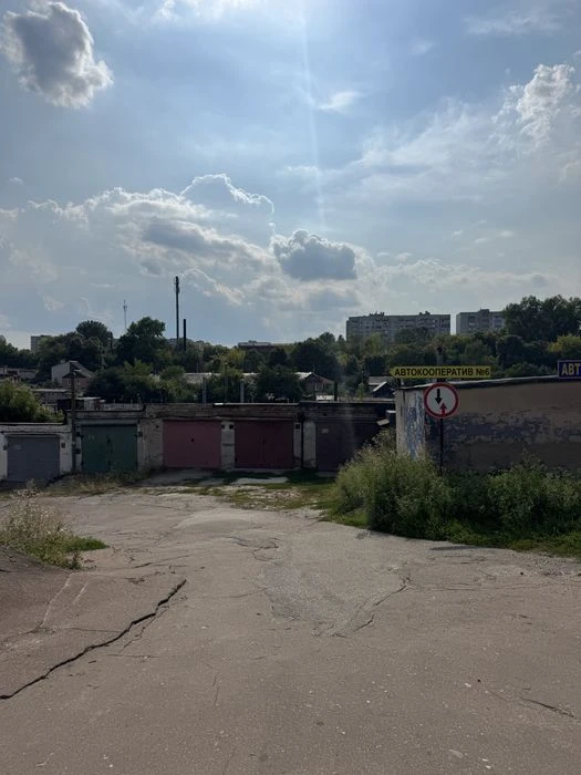 Продам гараж в АК № 6 (р-н шк. № 19, Конфетна фабрика)