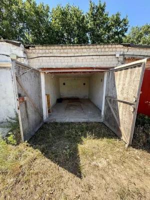 Капітальний цегляний гараж АК-32 (Стара Подусівка, поруч із