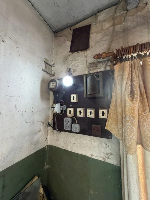 Продам капітальний цегляний гараж АК 17, Ялівщина!