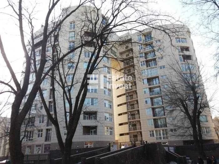 Продам паркінг в найпрестижнішому будинку ЖК Схід-Захід, по