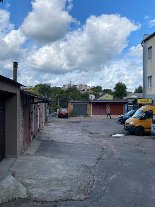 Гараж у м. Чернігів, АК №29, район Градецький та боулінг-клу